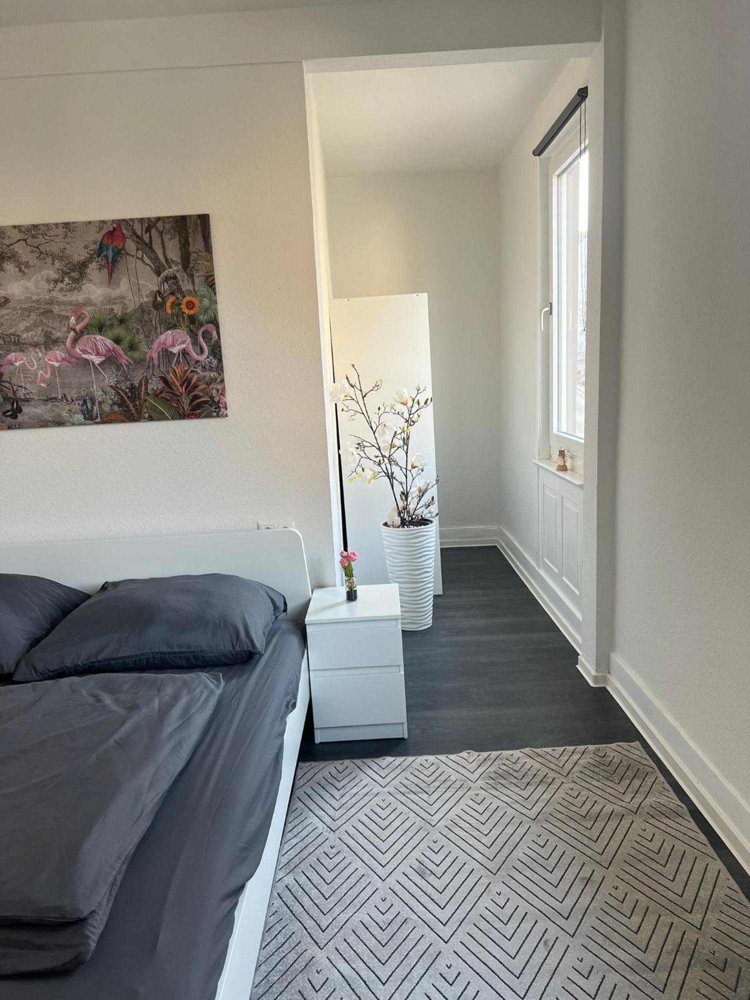 Apollo Apartment *
